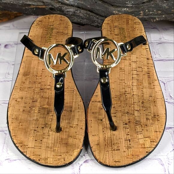 Michael Kors MK Charm Jelly Thong Sandals - Picture 2 of 9